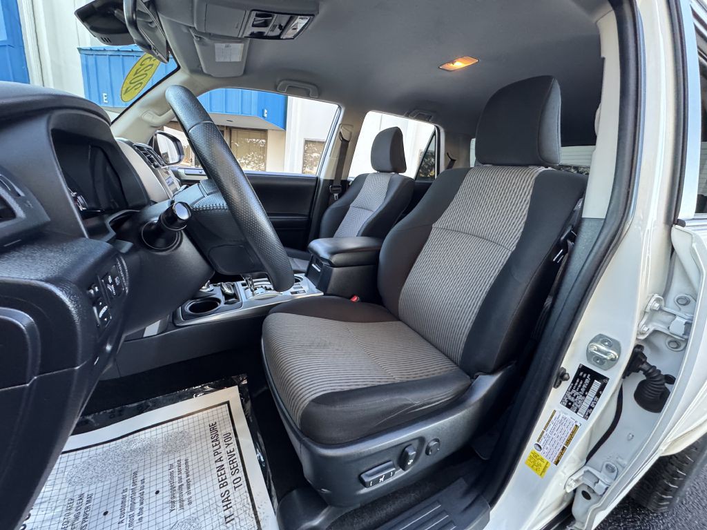 2023 Toyota 4Runner Image 27