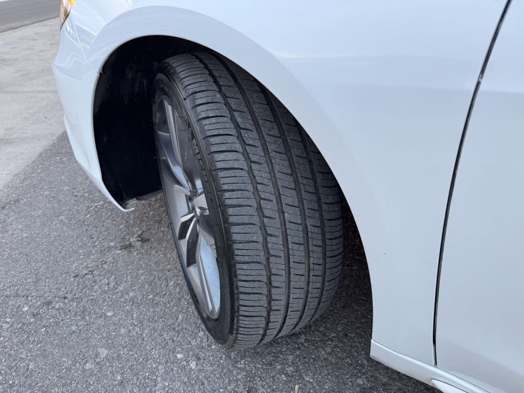 2019 Acura TL Image 32