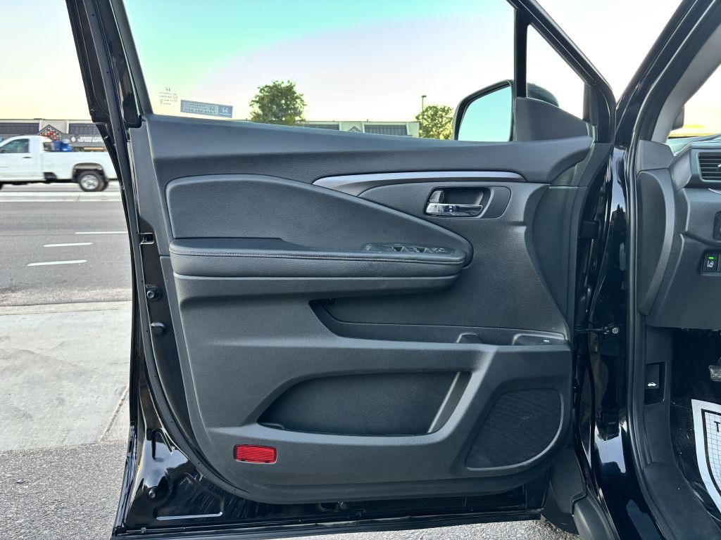2020 Honda Ridgeline Image 16