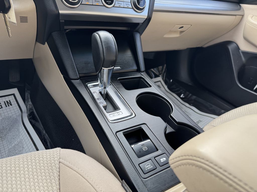 2017 Subaru Outback Image 19