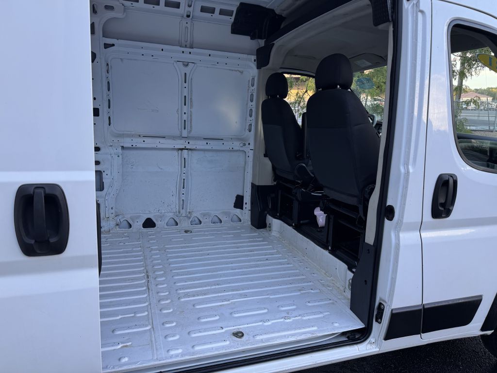 2021 RAM Promaster Image 25
