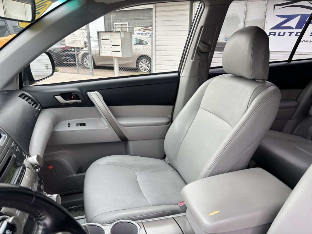 2008 Toyota Highlander Image 14