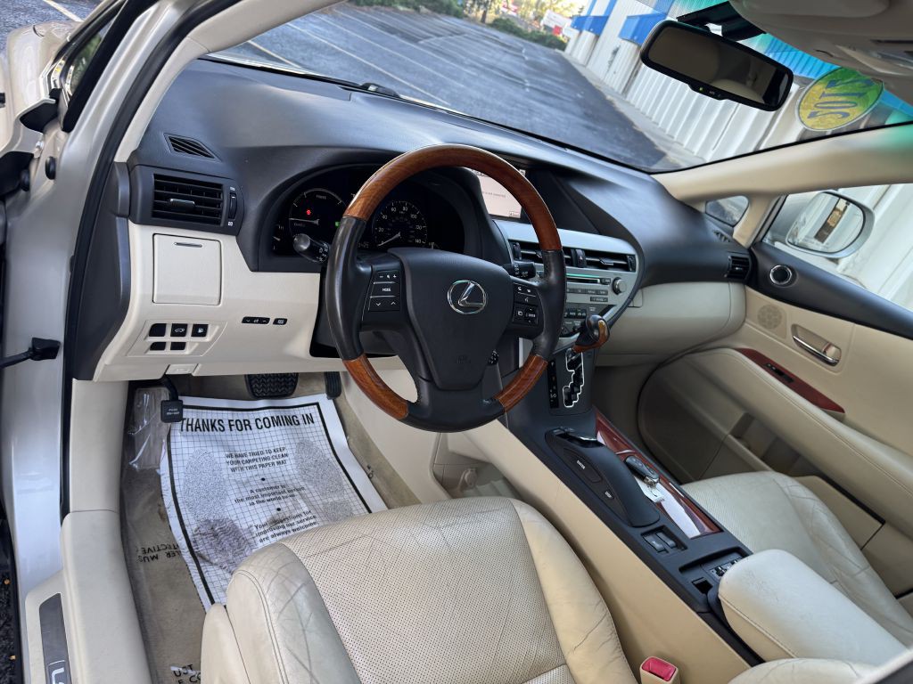 2012 Lexus RX 450h Image 14