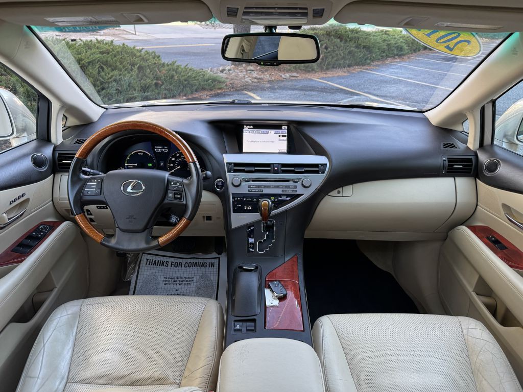 2012 Lexus RX 450h Image 18
