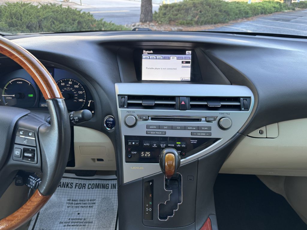 2012 Lexus RX 450h Image 20