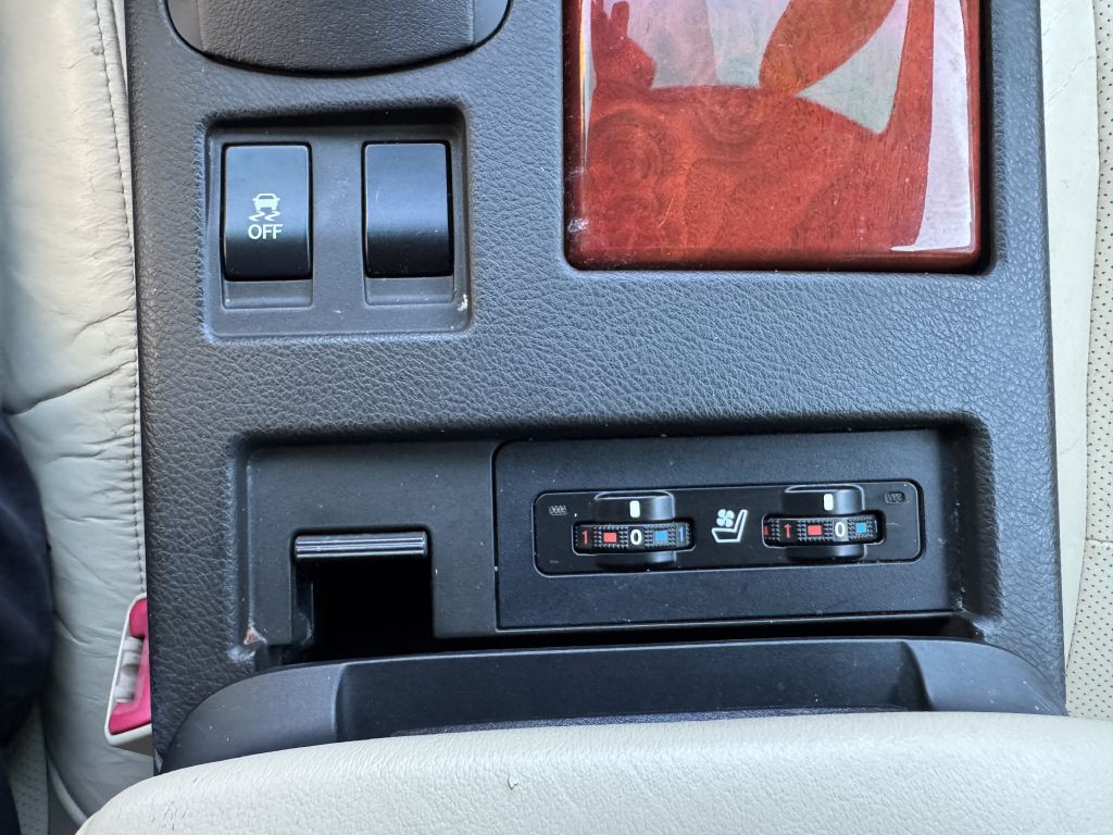 2012 Lexus RX 450h Image 26