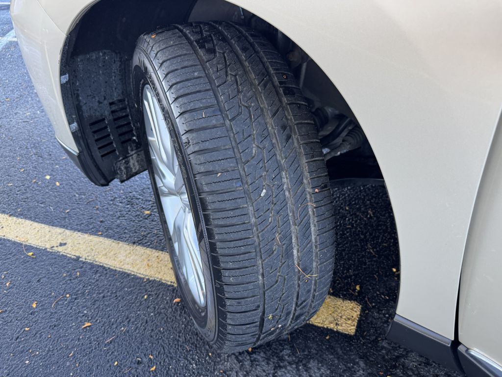 2012 Lexus RX 450h Image 32