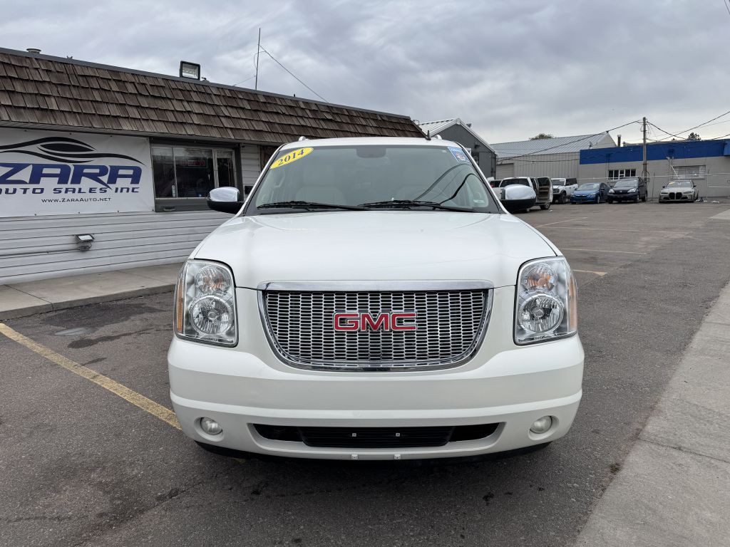 2014 GMC Yukon Image 2