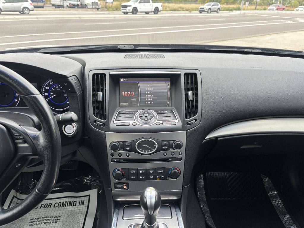 2013 INFINITI G37 Image 19
