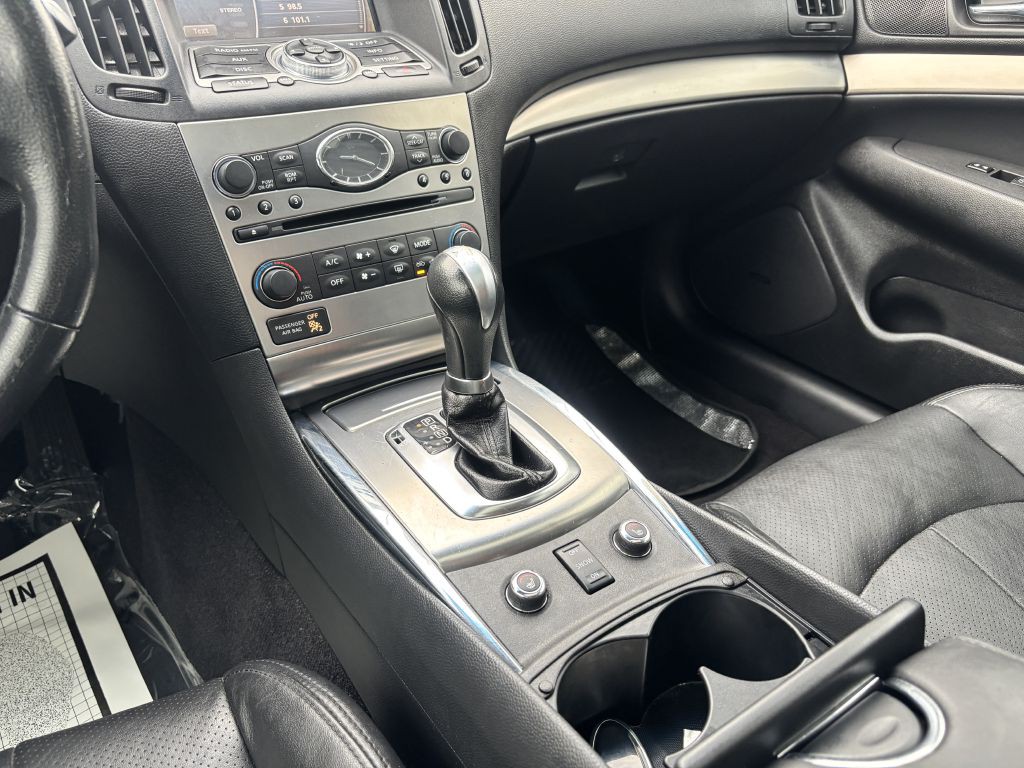 2013 INFINITI G37 Image 20