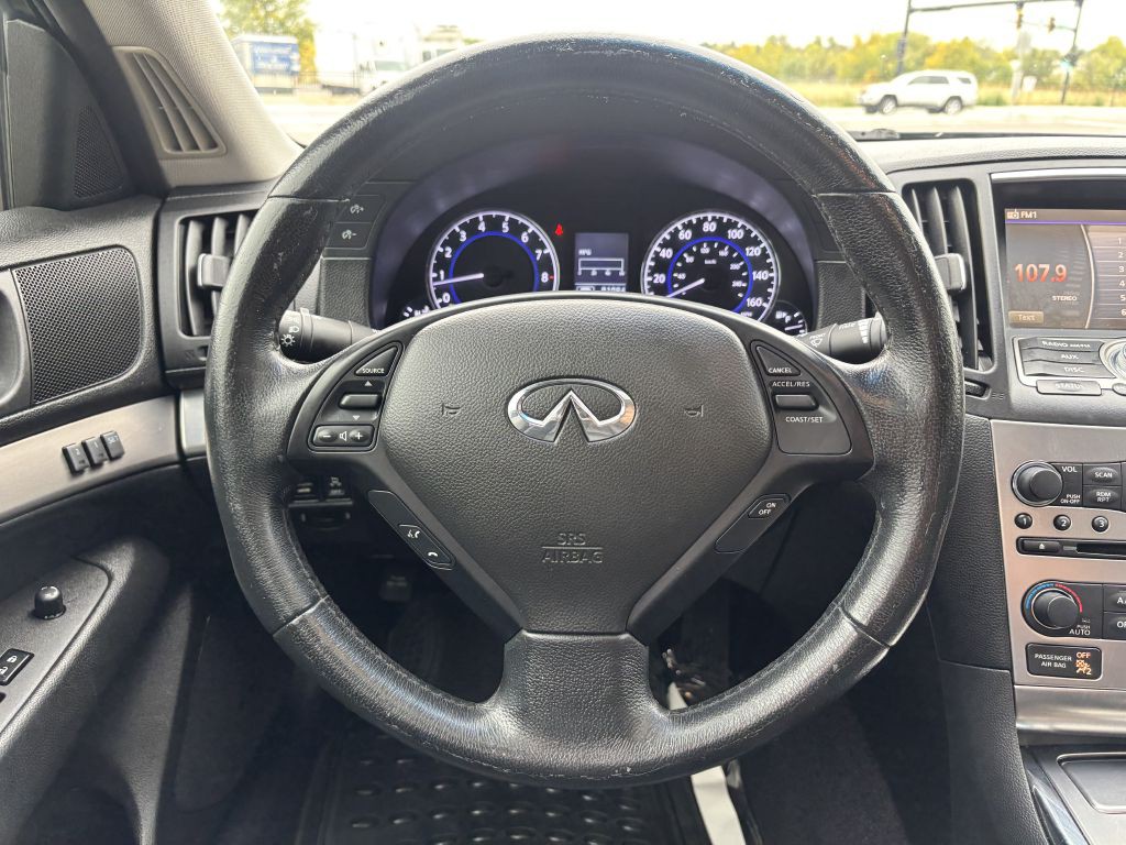 2013 INFINITI G37 Image 23