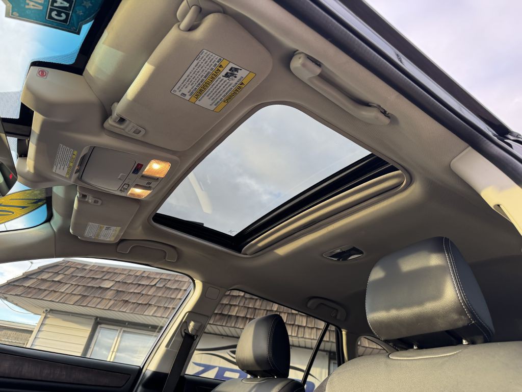 2017 Subaru Outback Image 17