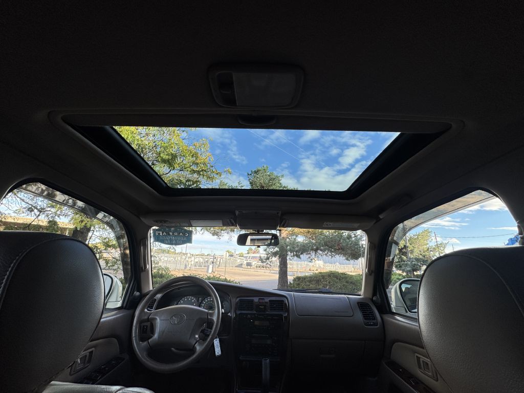 2001 Toyota 4Runner Image 19