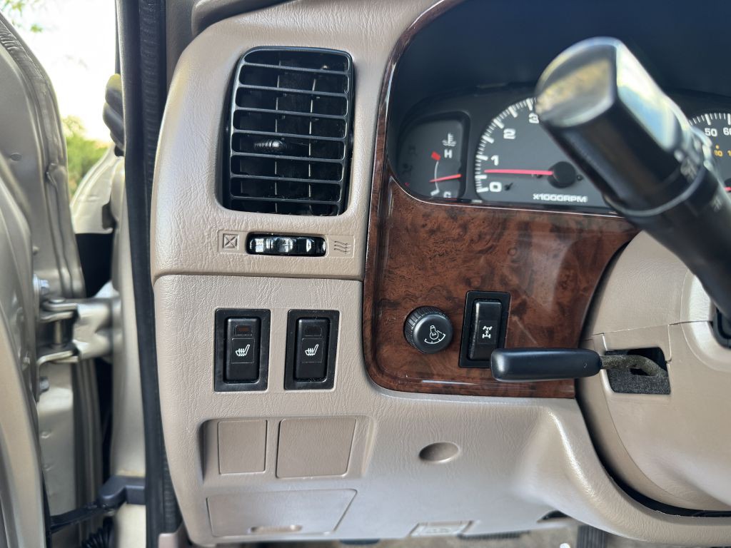 2001 Toyota 4Runner Image 23