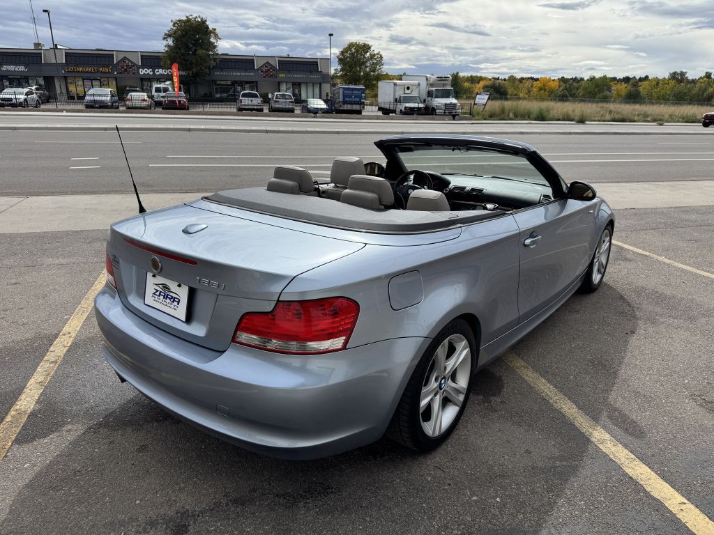 2009 BMW 1 Series Image 13