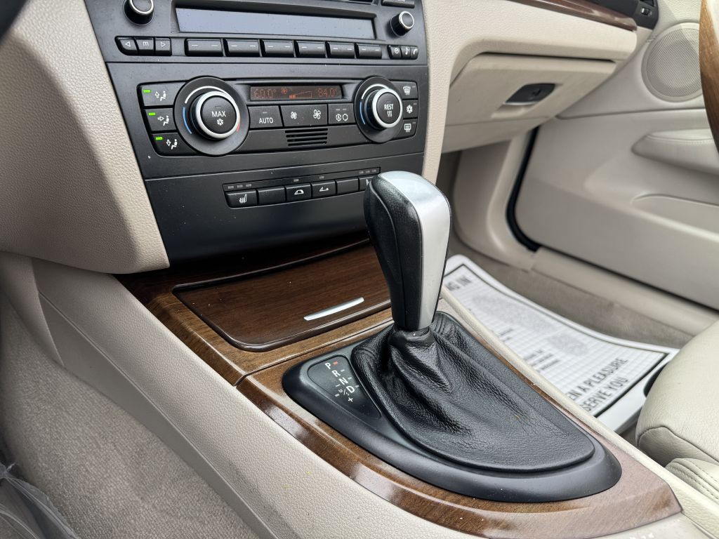 2009 BMW 1 Series Image 23