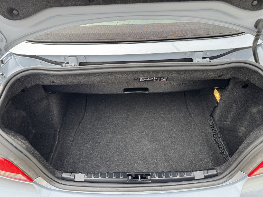 2009 BMW 1 Series Image 29
