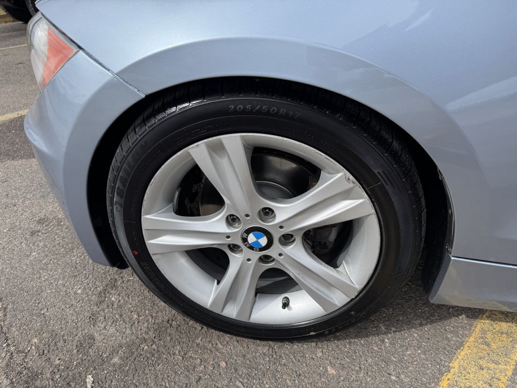 2009 BMW 1 Series Image 30