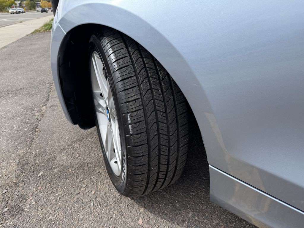 2009 BMW 1 Series Image 31