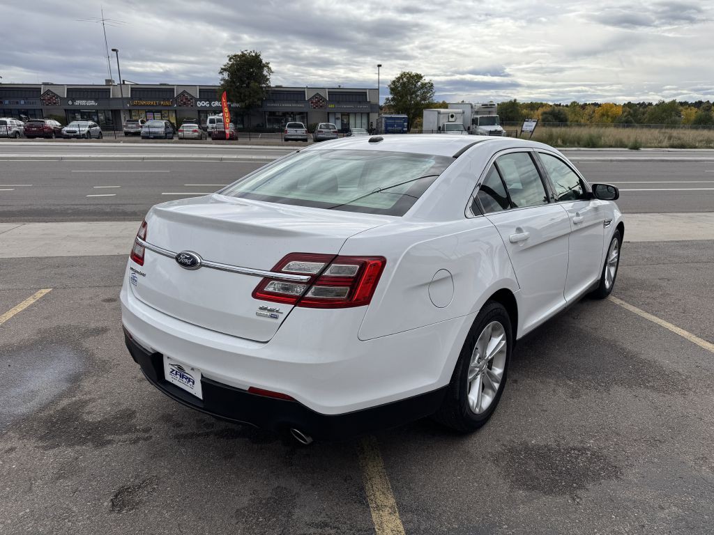 2013 Ford Taurus Image 7