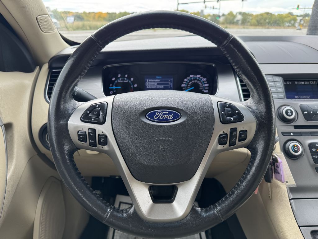2013 Ford Taurus Image 20