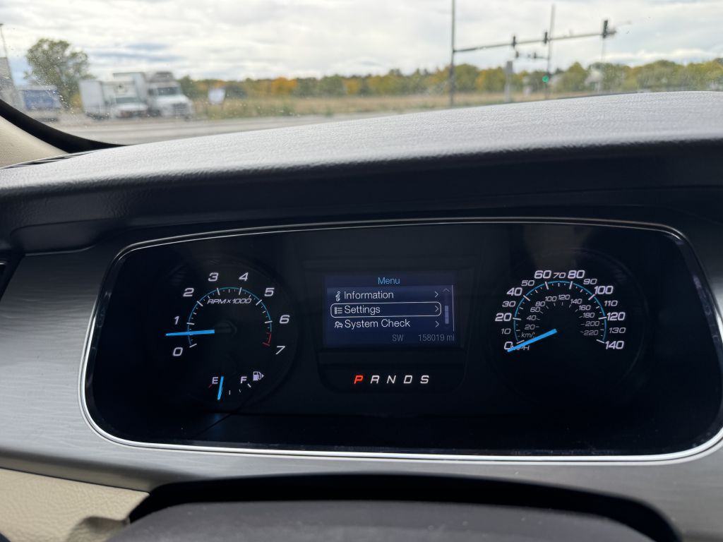 2013 Ford Taurus Image 21
