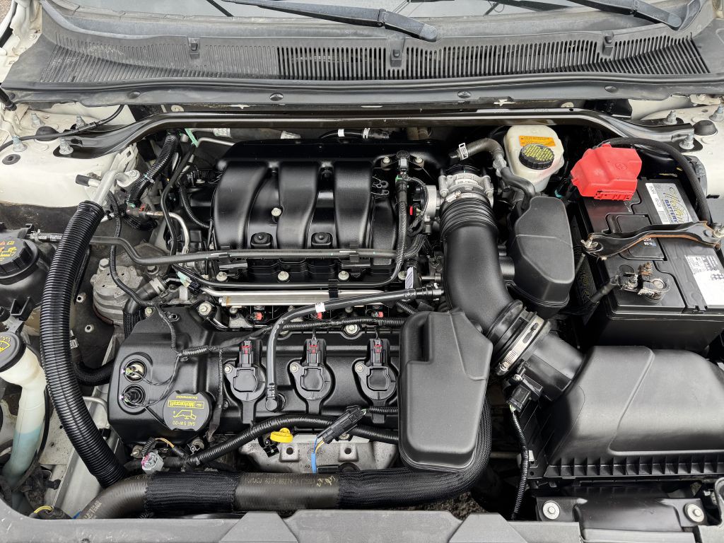 2013 Ford Taurus Image 23