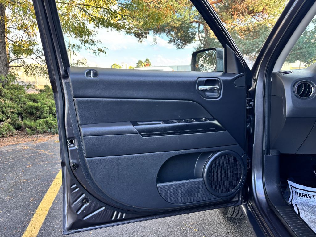 2016 Jeep Patriot Image 14