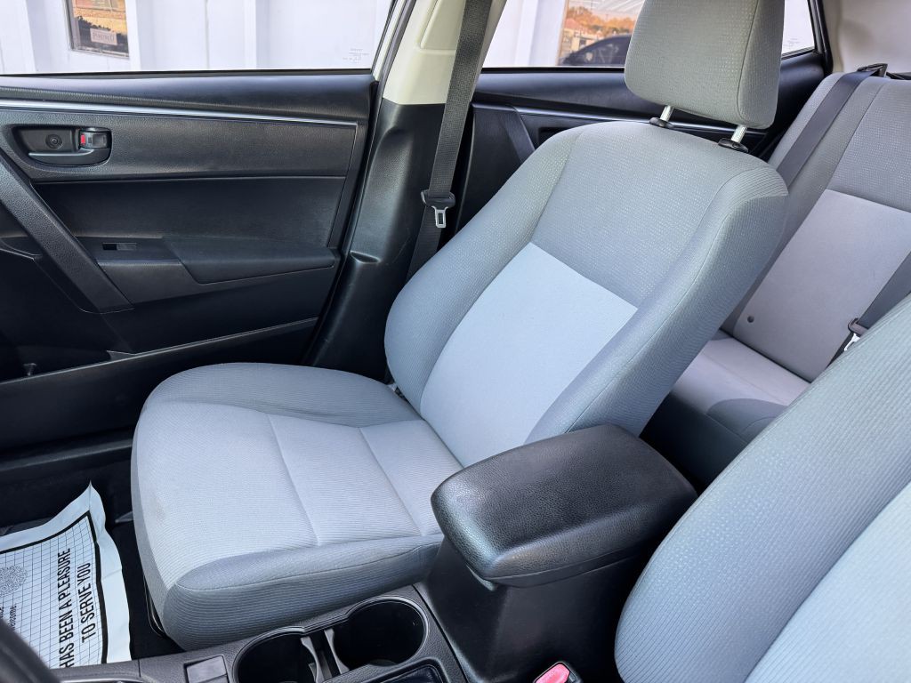 2014 Toyota Corolla Image 13