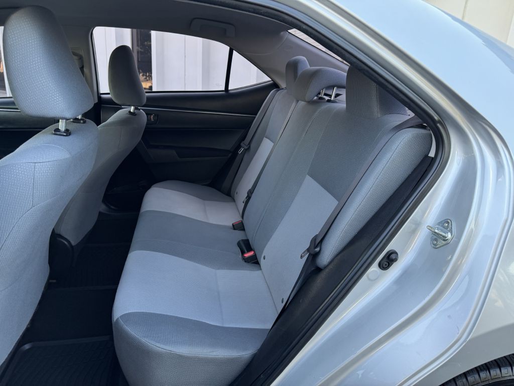 2014 Toyota Corolla Image 16