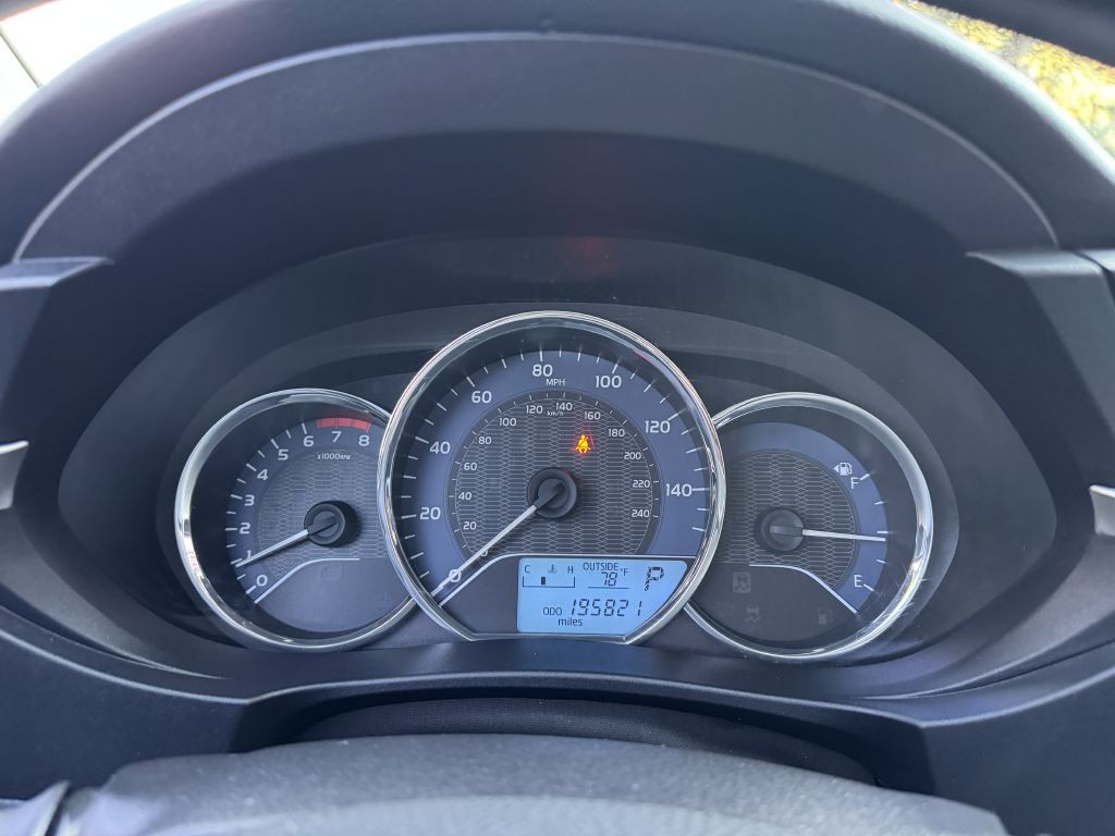 2014 Toyota Corolla Image 21