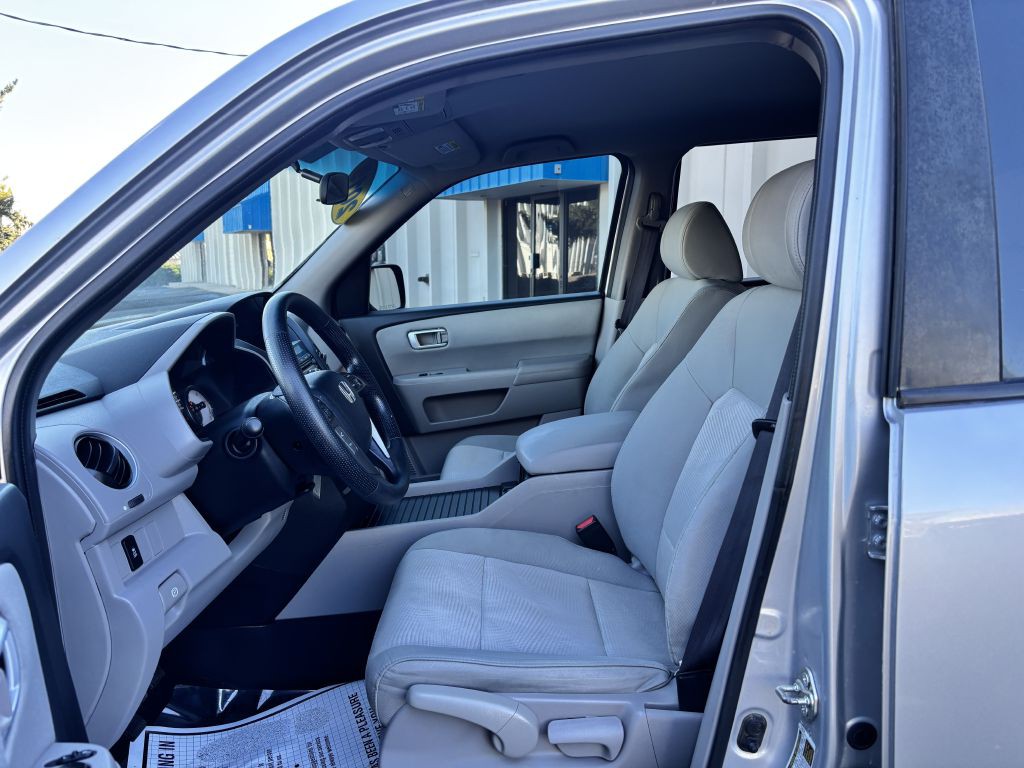 2015 Honda Pilot Image 13