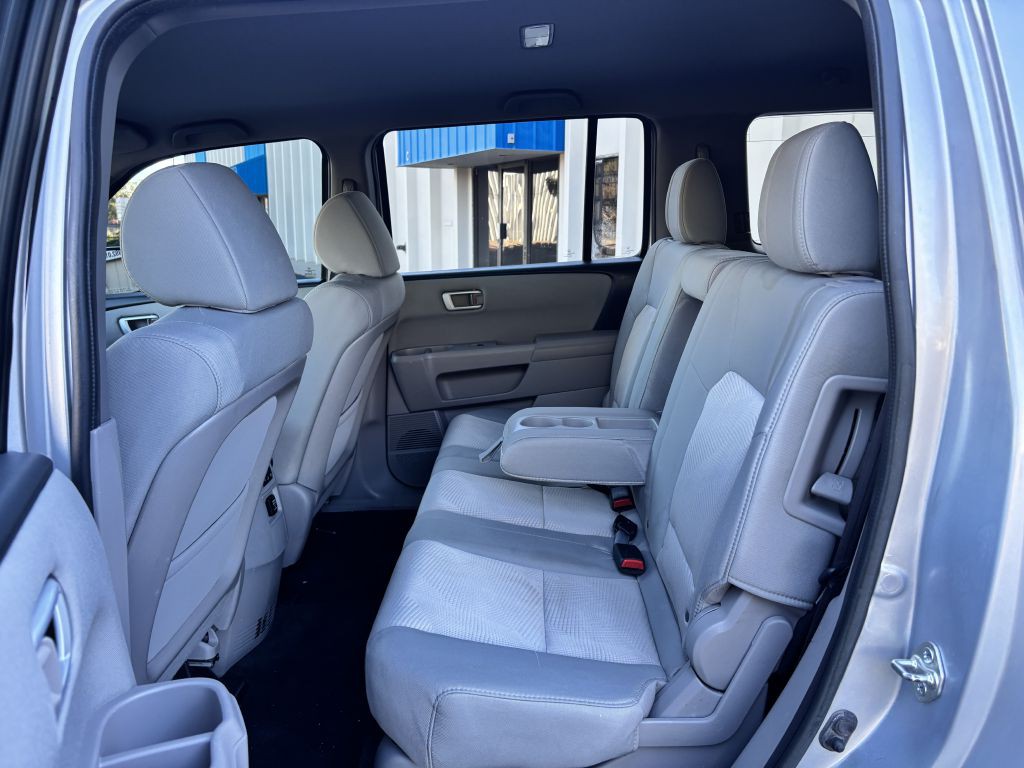 2015 Honda Pilot Image 17