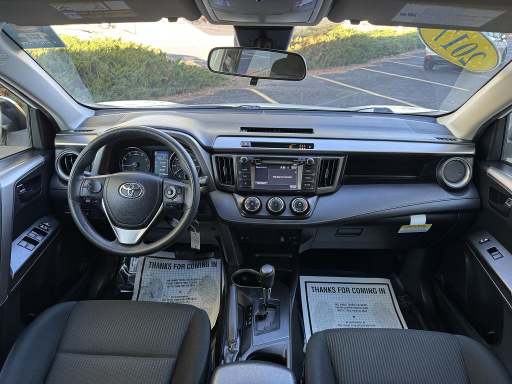 2017 Toyota Rav4 Image 17