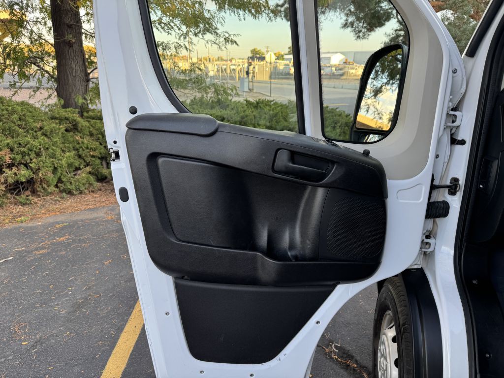 2019 RAM Promaster Image 15