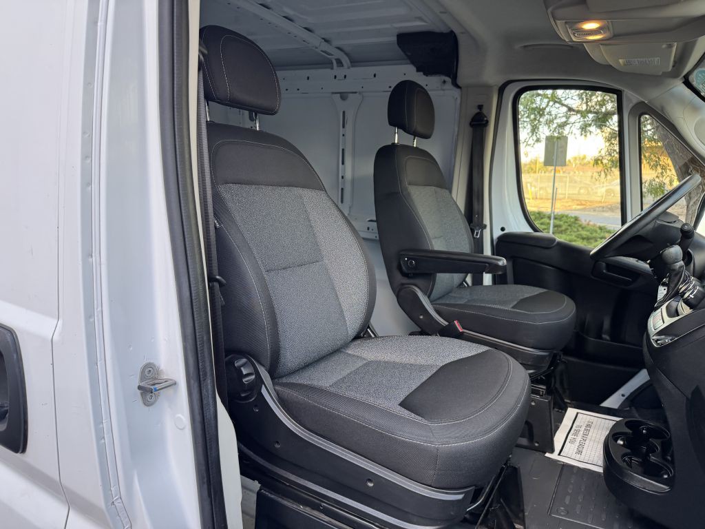 2019 RAM Promaster Image 17