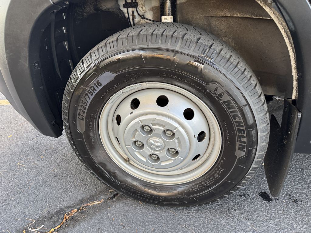 2019 RAM Promaster Image 33