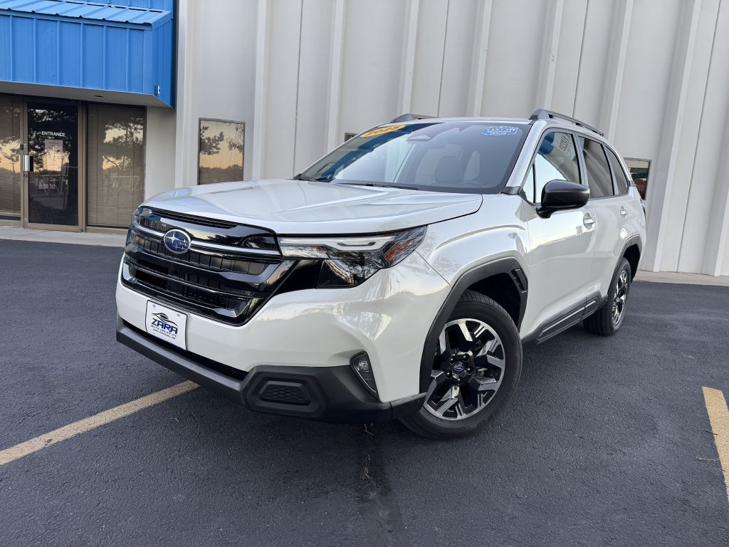 2025 Subaru Forester Image 1