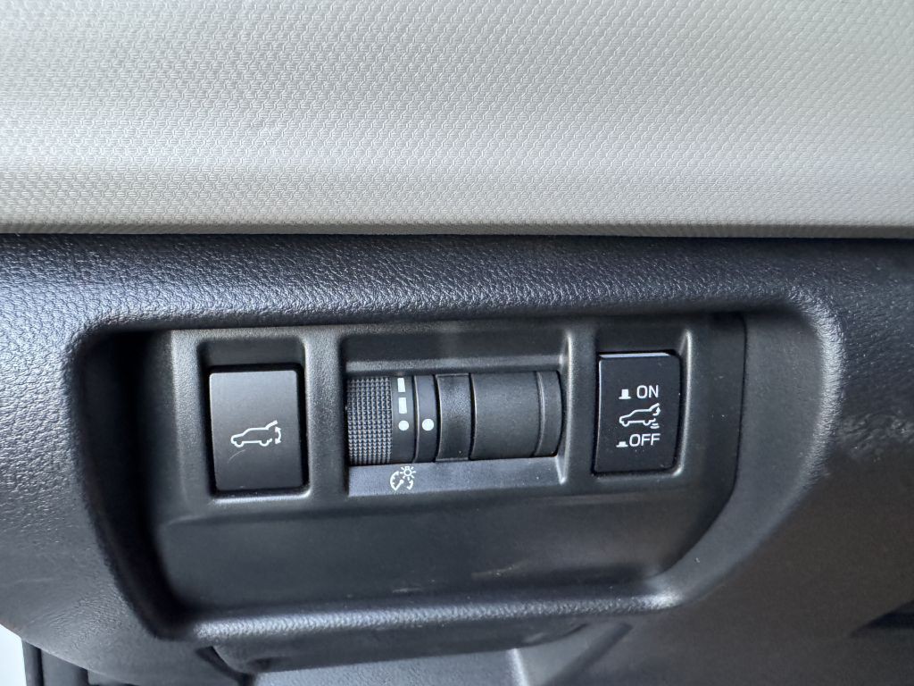 2025 Subaru Forester Image 24
