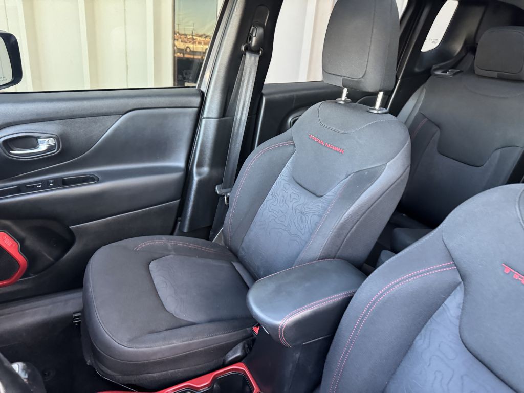 2018 Jeep Renegade Image 13