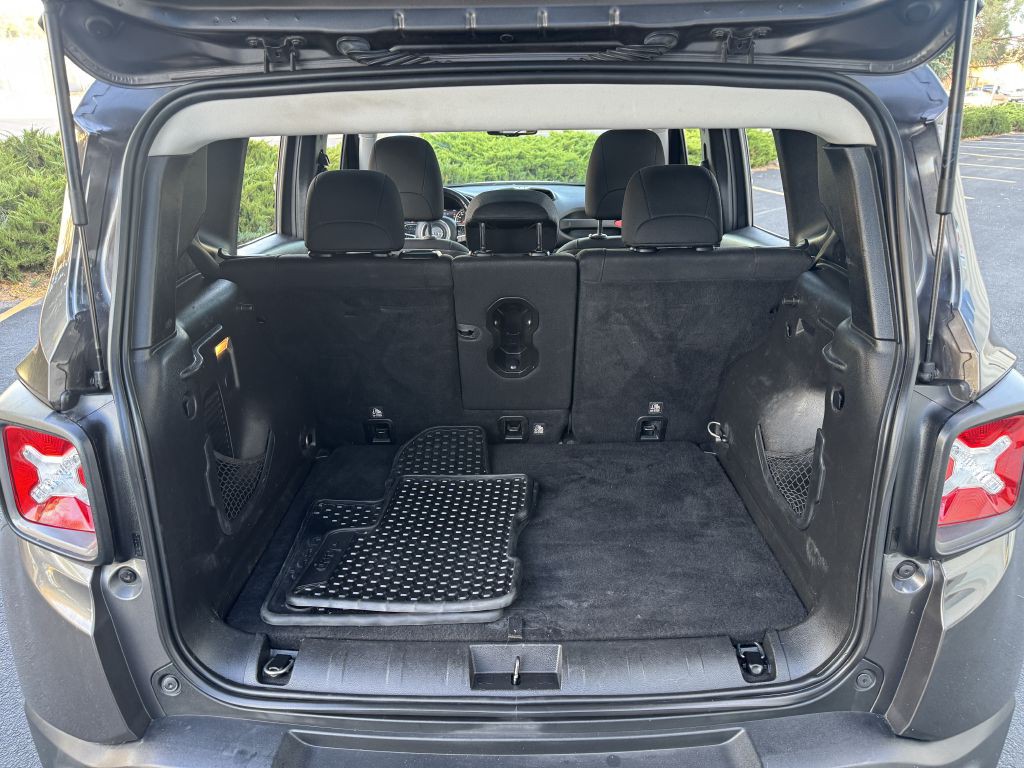 2018 Jeep Renegade Image 28