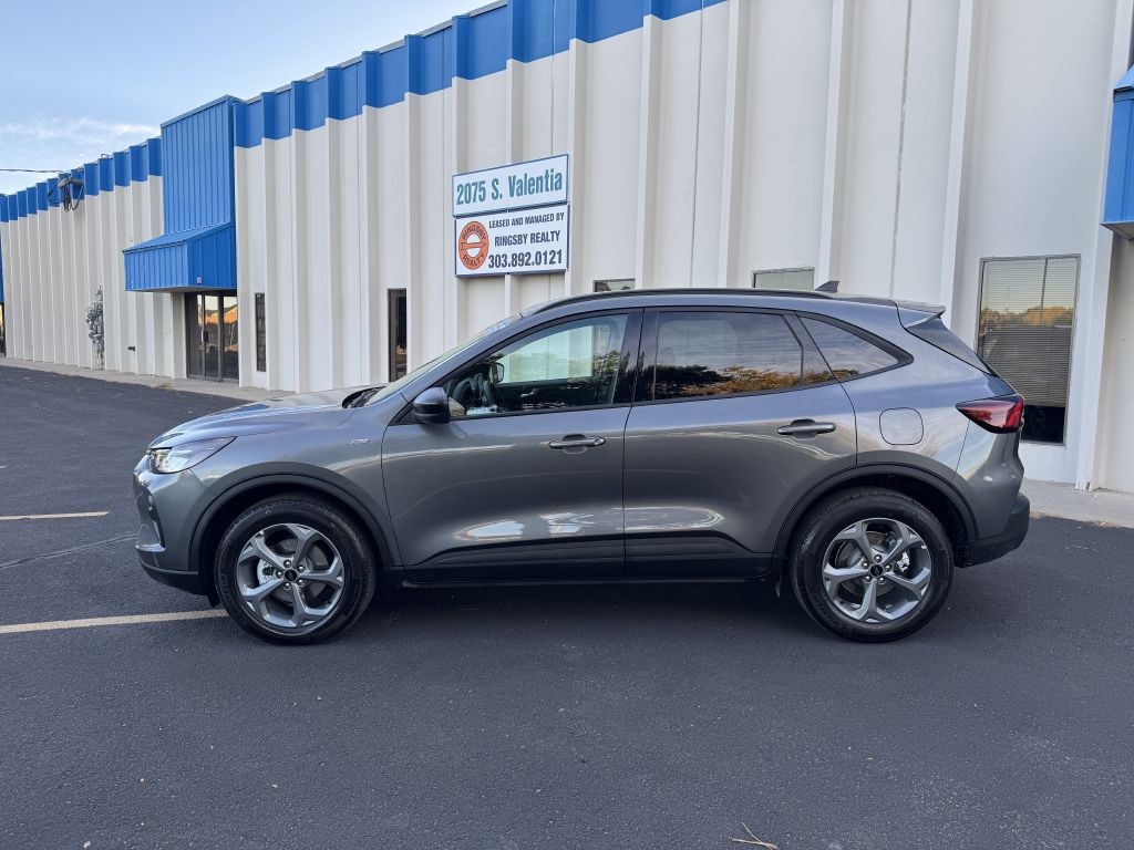 2025 Ford Escape Image 4
