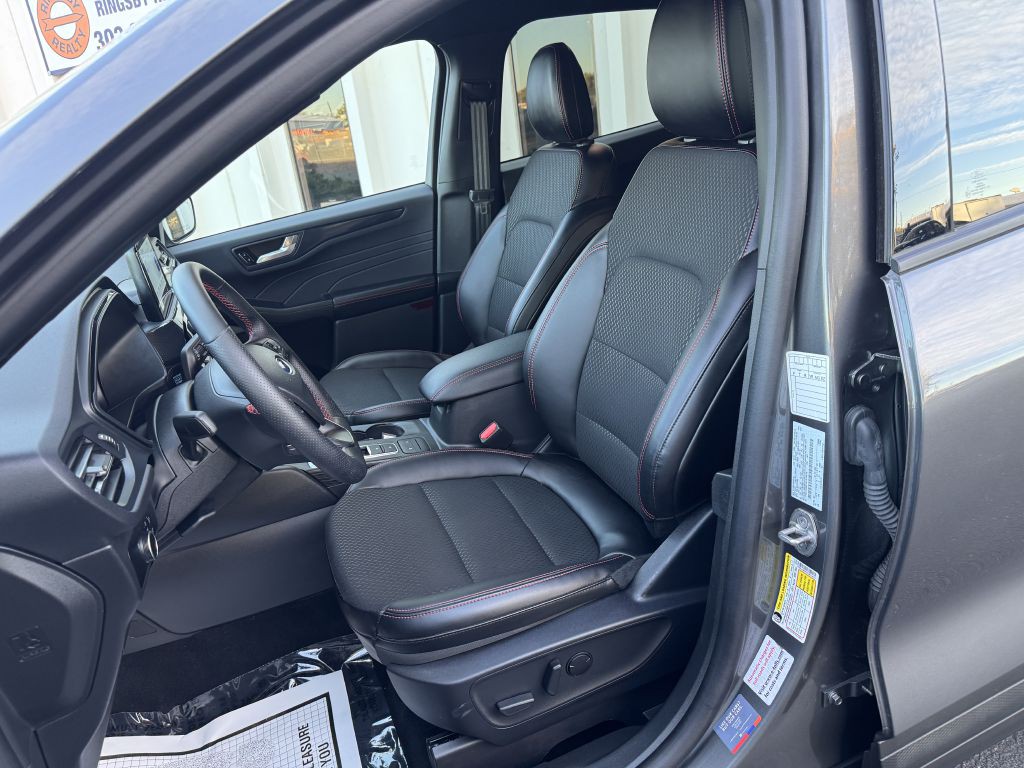 2025 Ford Escape Image 12