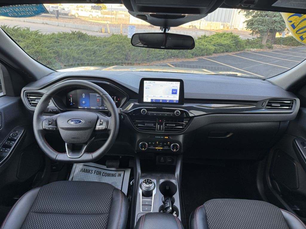 2025 Ford Escape Image 17