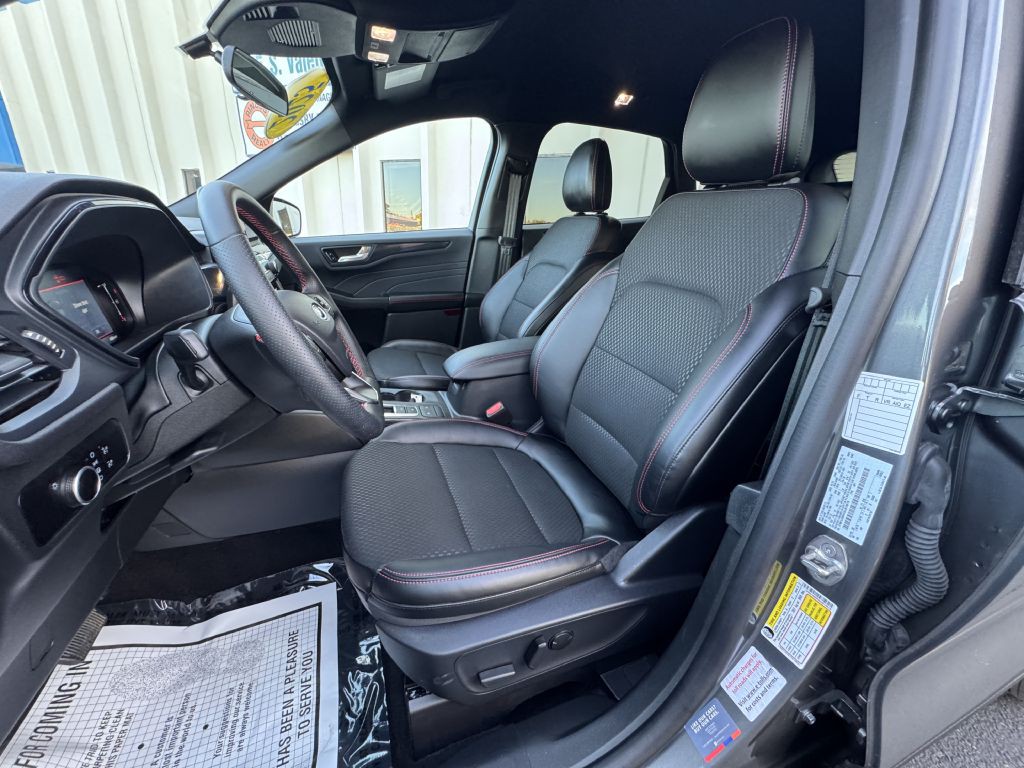 2025 Ford Escape Image 23