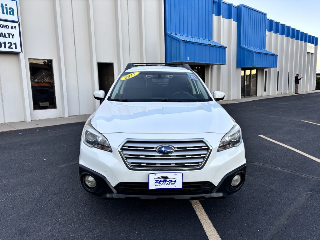 2017 Subaru Outback Image 2