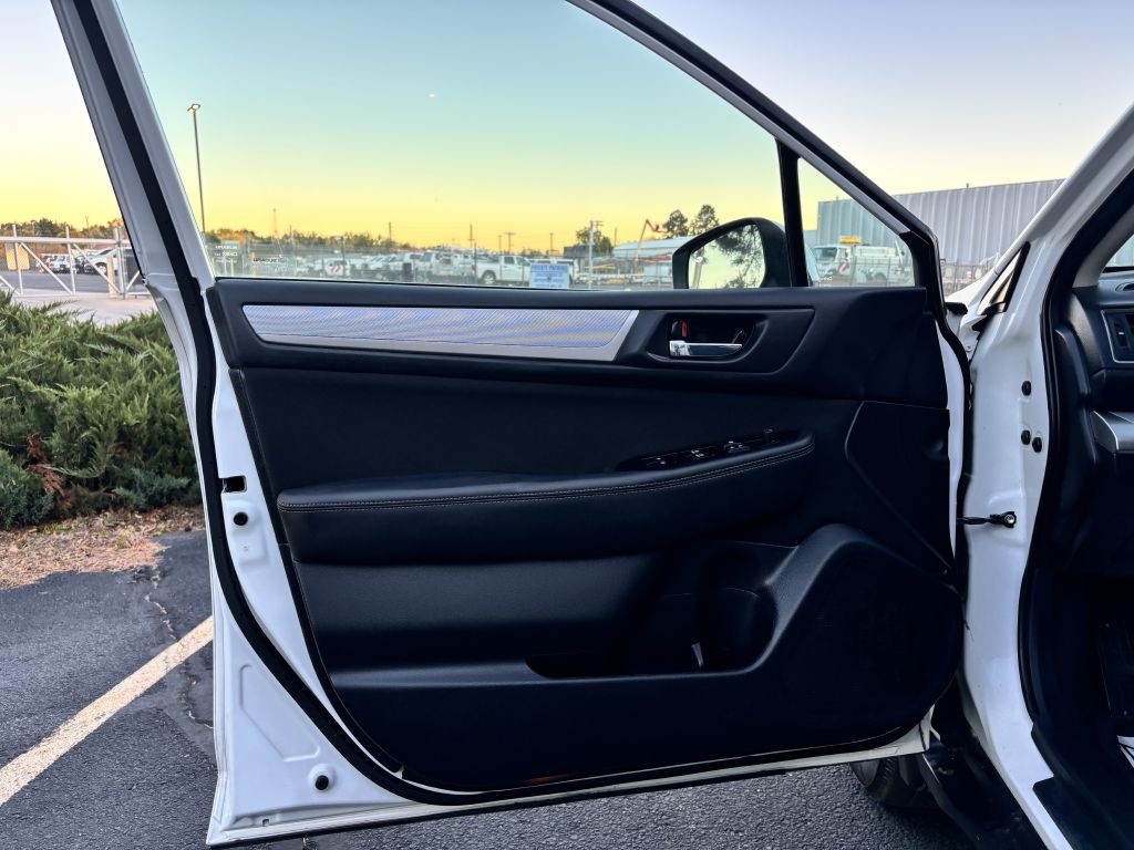 2017 Subaru Outback Image 15