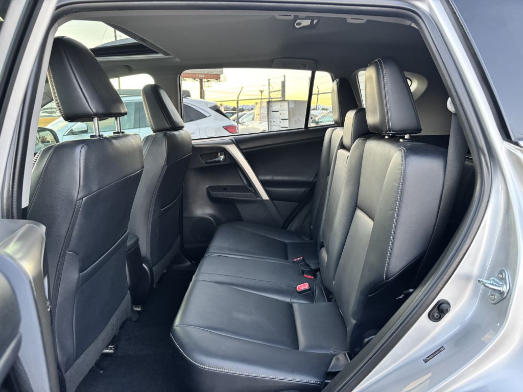 2013 Toyota Rav4 Image 17