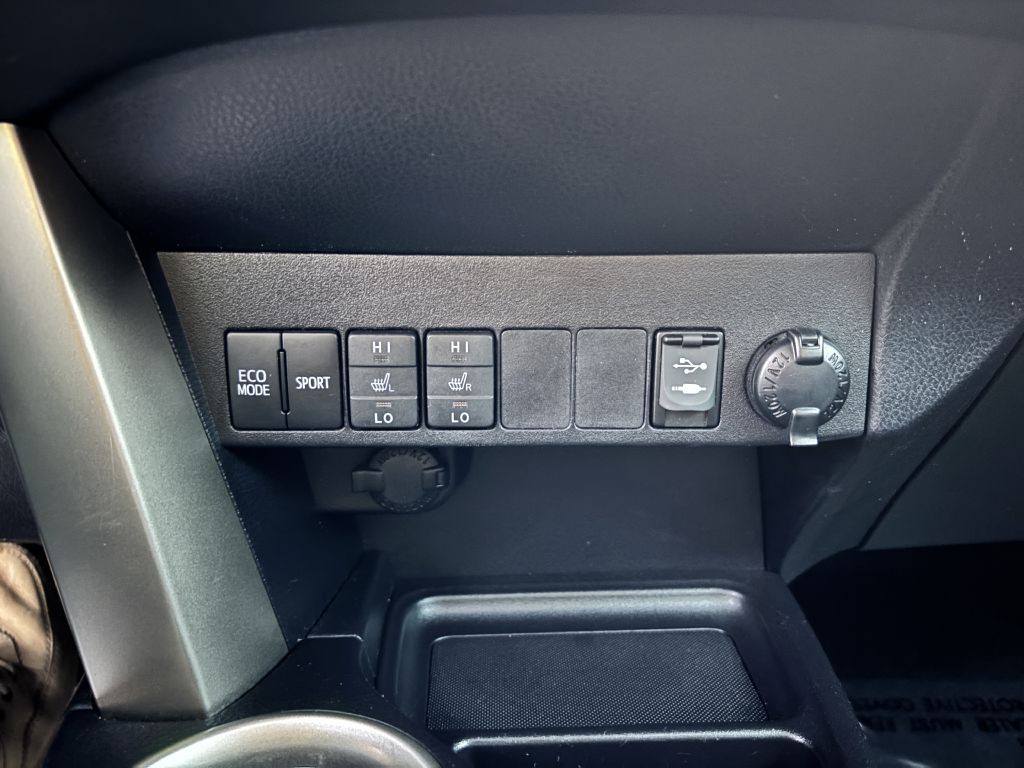 2013 Toyota Rav4 Image 26