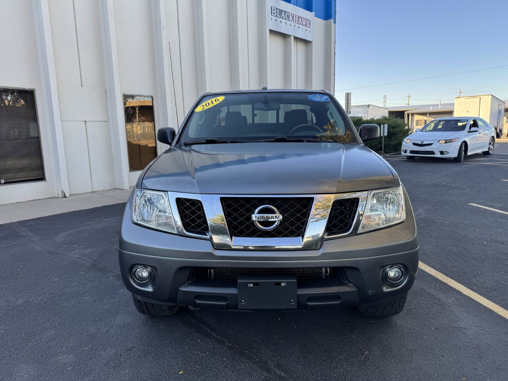 2016 Nissan Frontier Image 2